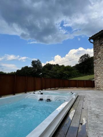 Gîte- Mas de charme Cévennes 2 à 8 personnes Saint Jean du Pin Extérieur photo