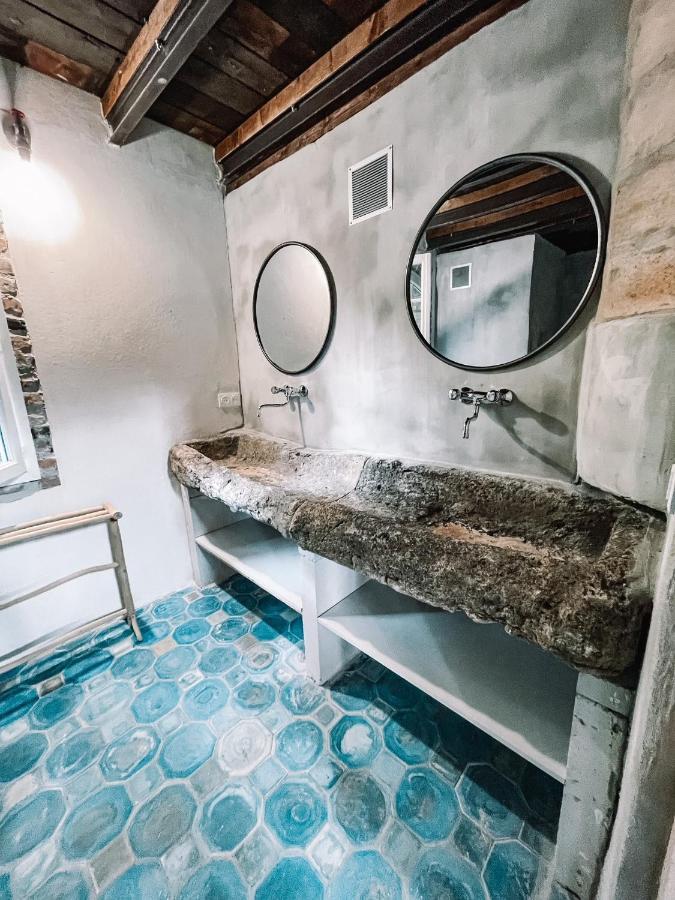 Gîte- Mas de charme Cévennes 2 à 8 personnes Saint Jean du Pin Extérieur photo