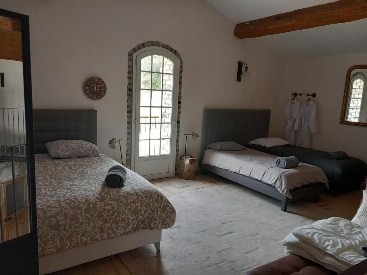 Gîte- Mas de charme Cévennes 2 à 8 personnes Saint Jean du Pin Extérieur photo