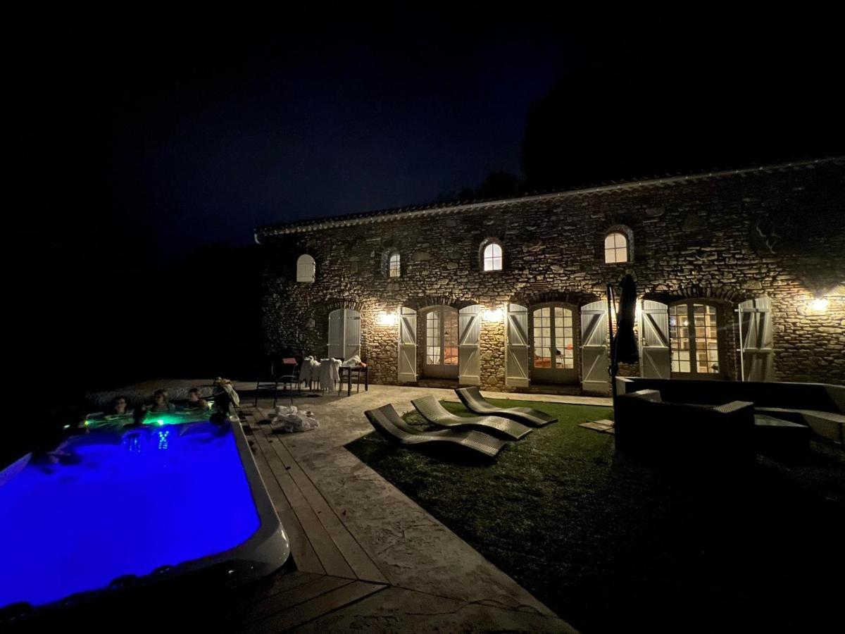 Gîte- Mas de charme Cévennes 2 à 8 personnes Saint Jean du Pin Extérieur photo
